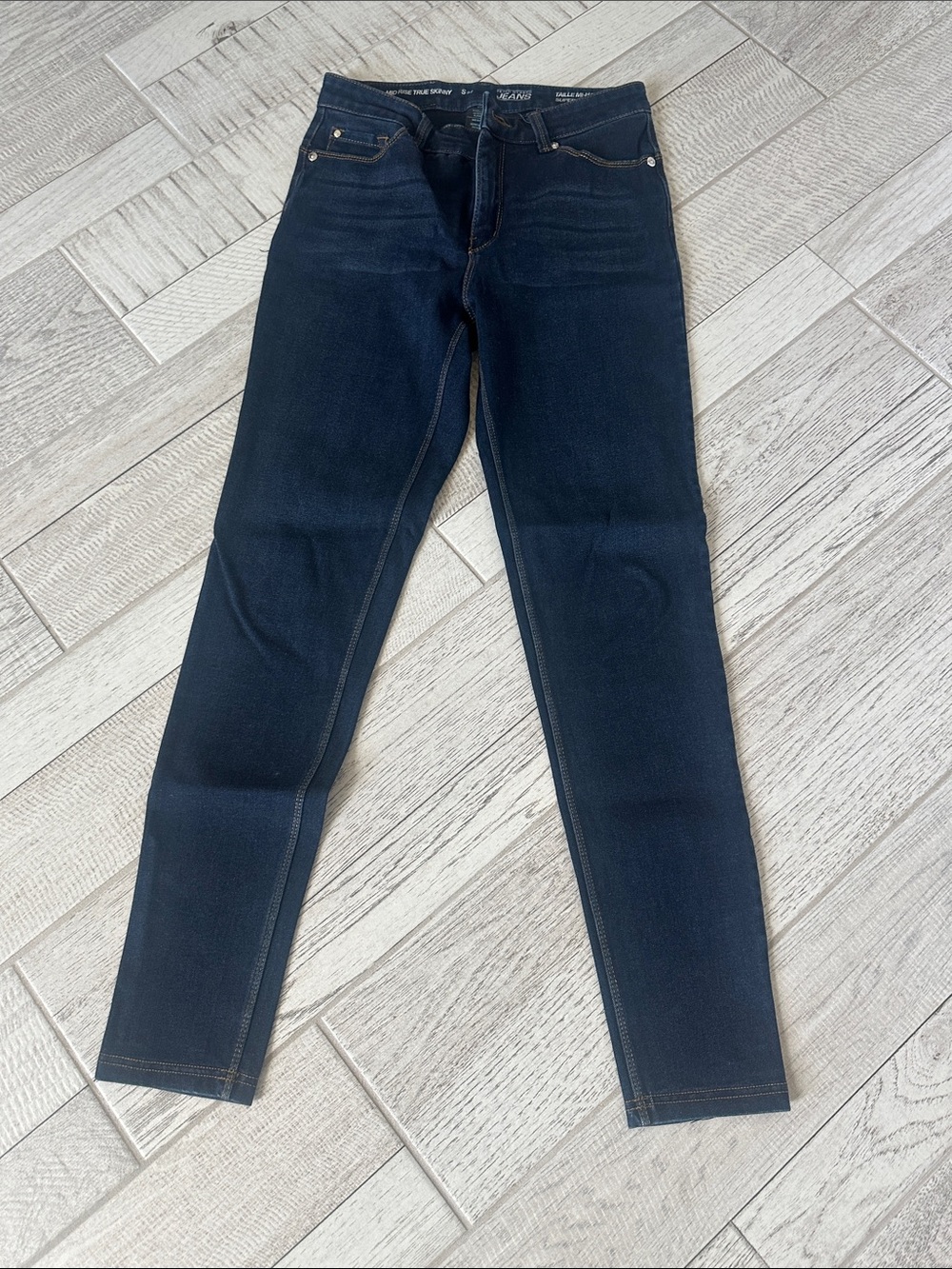 Peter Nygard Women's Skinny Jeans - Dark Blue